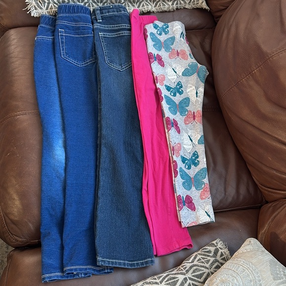 (4) Pack of Girls Pants - Picture 2 of 15